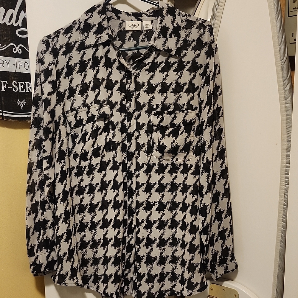 Cato Monochrome Houndstooth Shear Shirt